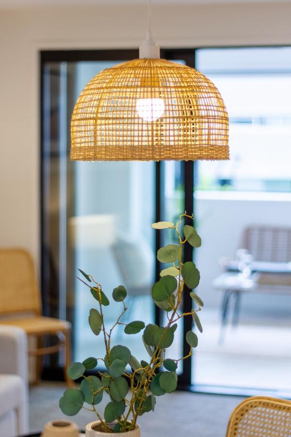 In The Heart Of It All: 2 Bed Cbd Townhouse Christchurch Exteriör bild