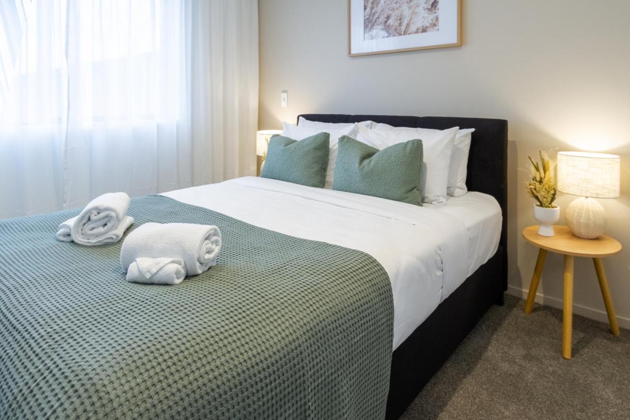 In The Heart Of It All: 2 Bed Cbd Townhouse Christchurch Exteriör bild