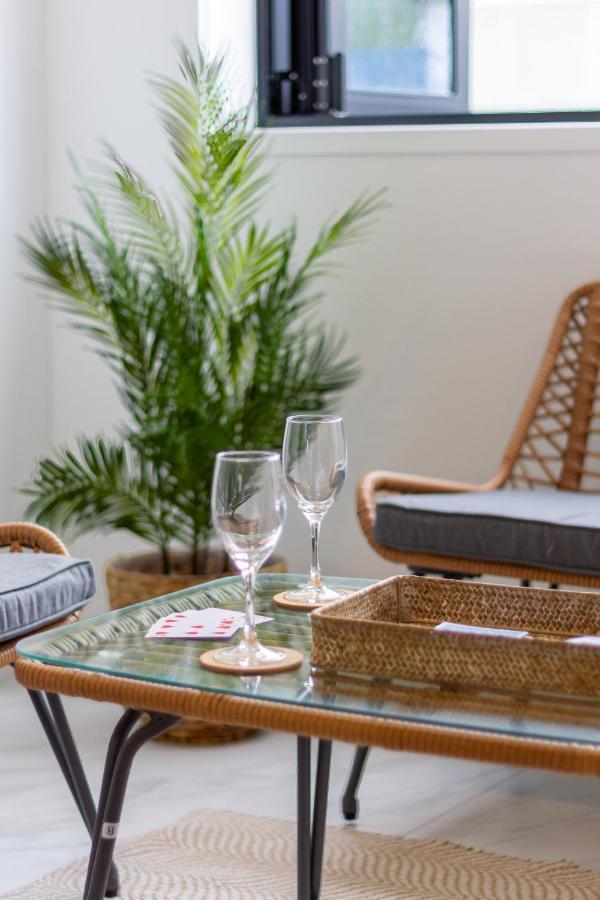 In The Heart Of It All: 2 Bed Cbd Townhouse Christchurch Exteriör bild