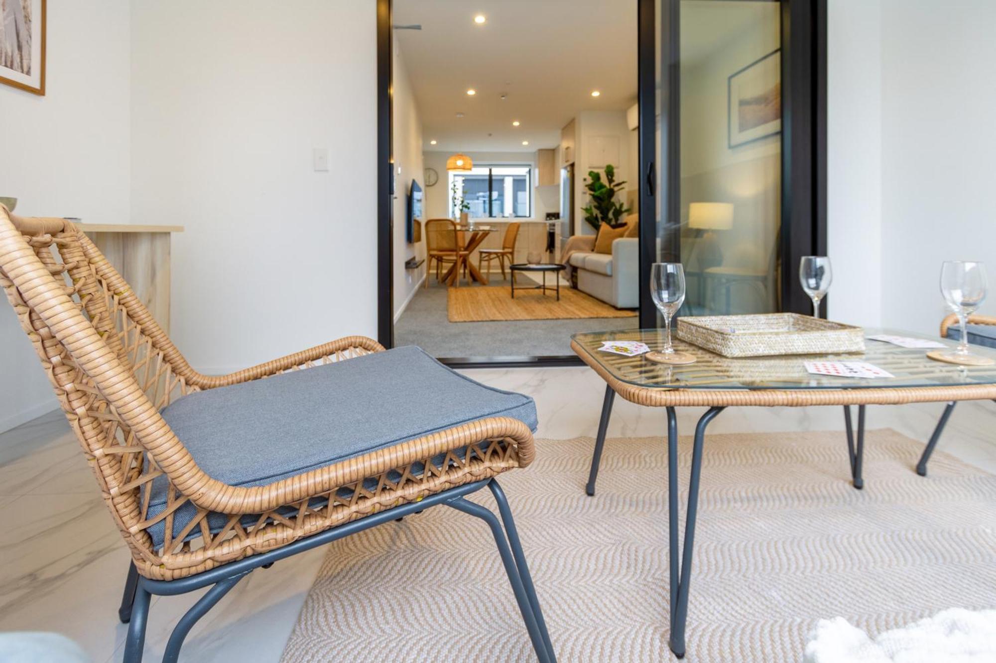 In The Heart Of It All: 2 Bed Cbd Townhouse Christchurch Exteriör bild